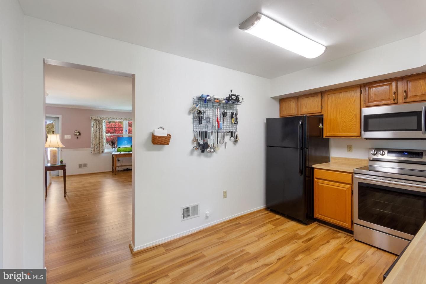 6826 Acacia Court photo 7
