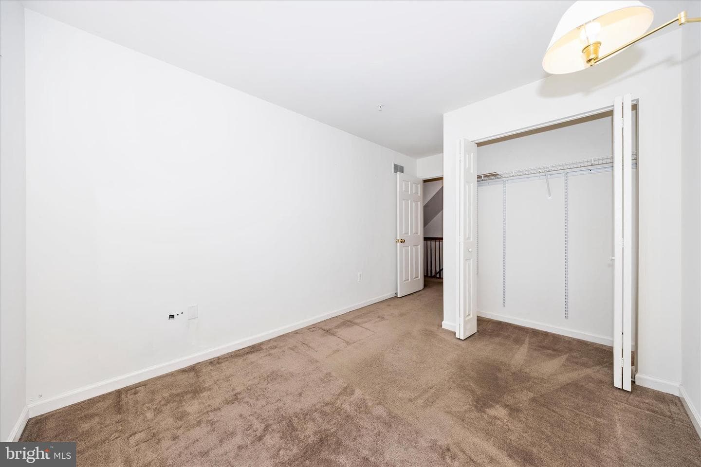 126 N Altamont Avenue photo 32