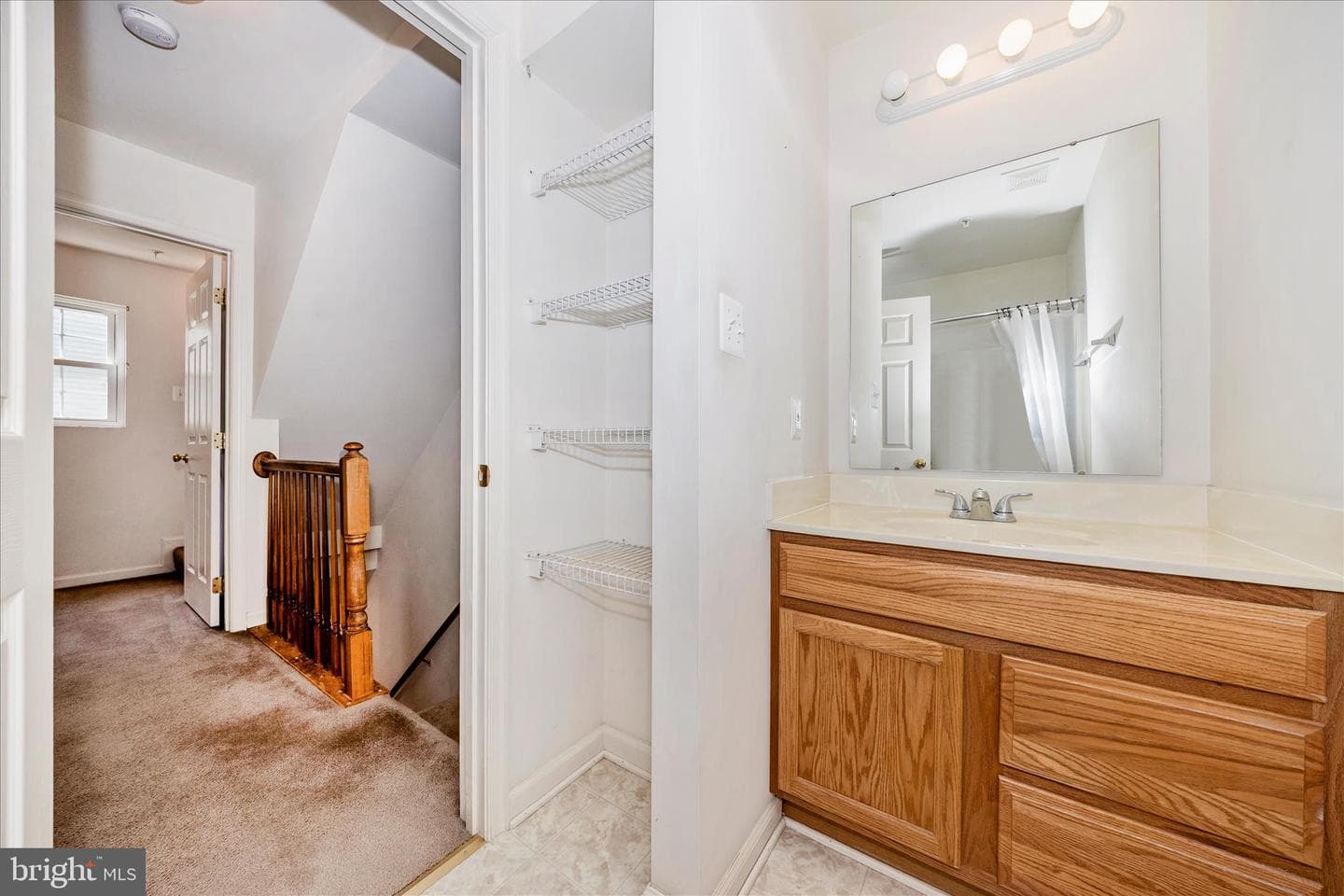 126 N Altamont Avenue photo 37