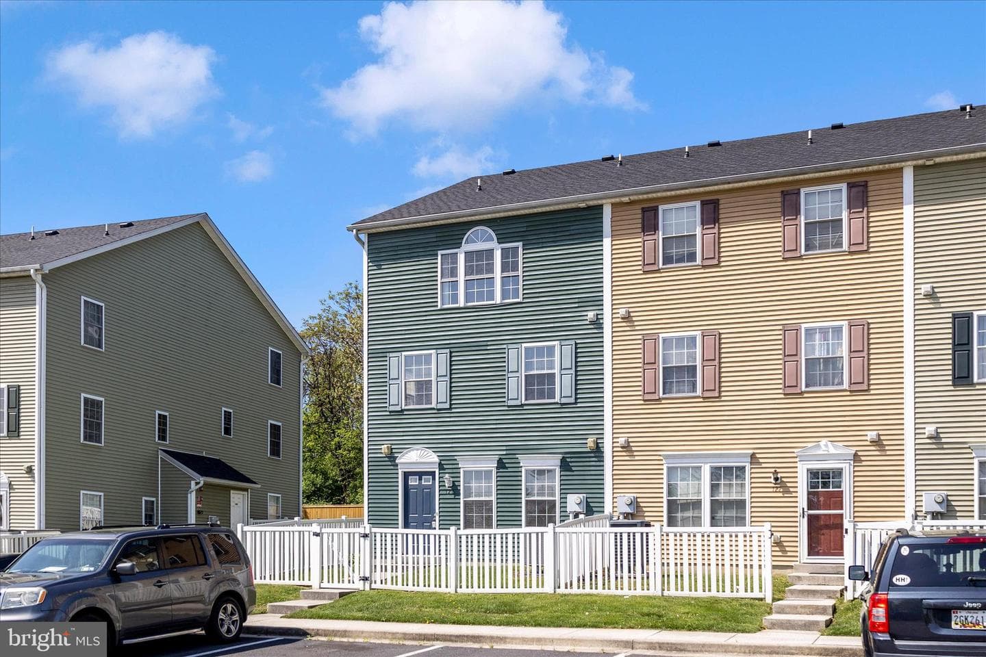 126 N Altamont Avenue photo 41