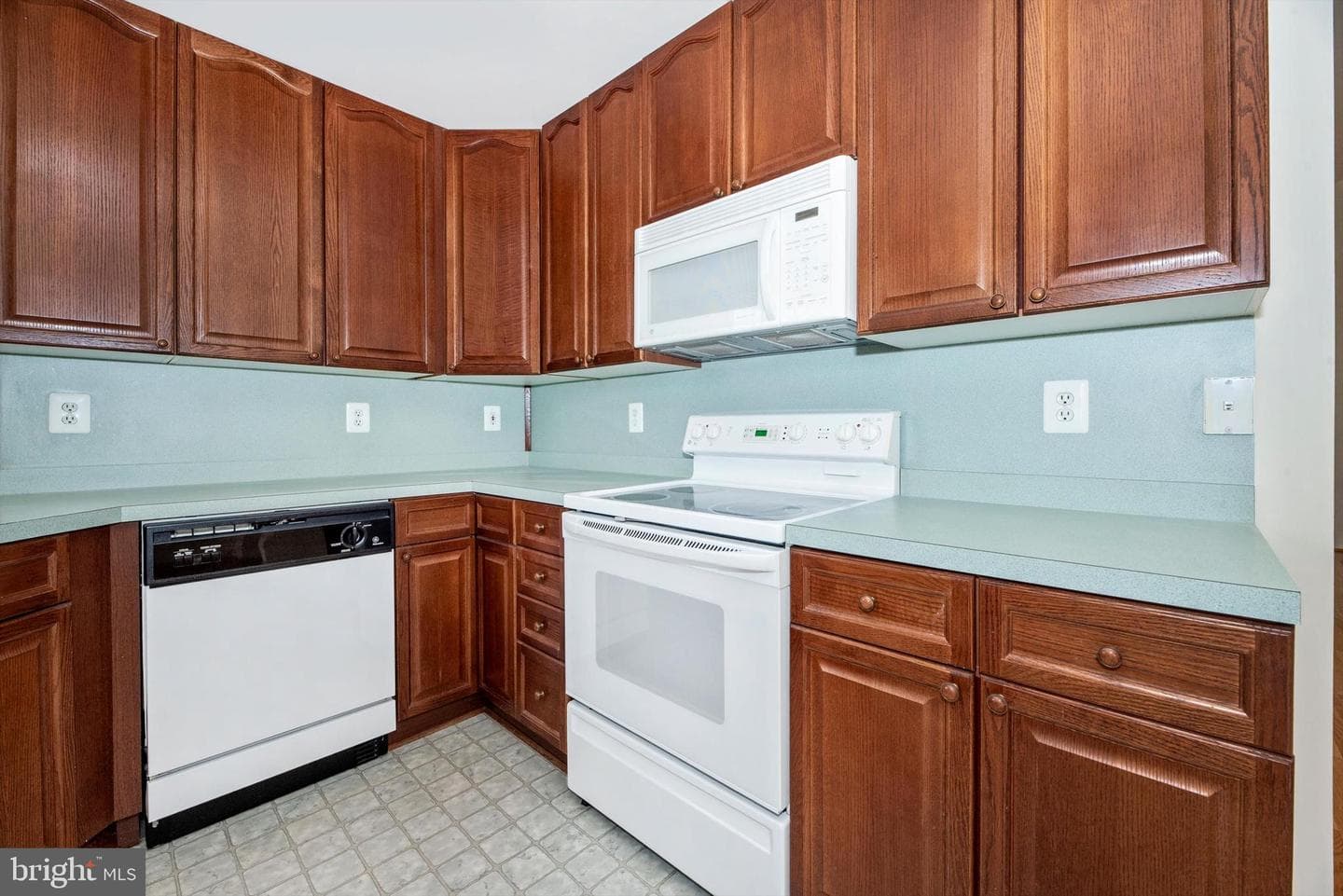2506 Coach House Way #3b photo 17