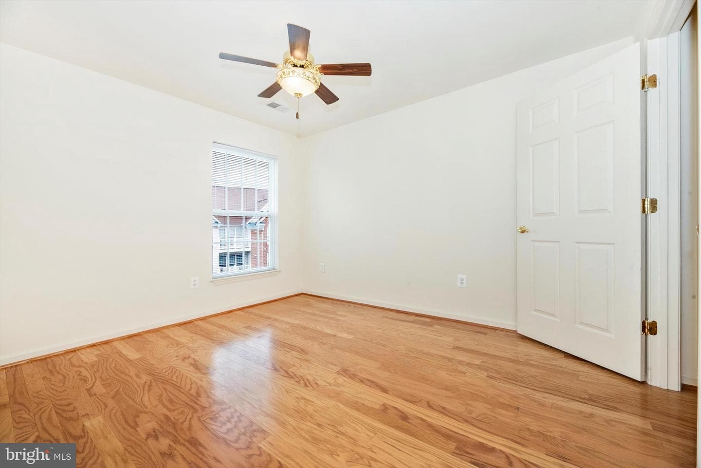 2506 Coach House Way #3b photo 29