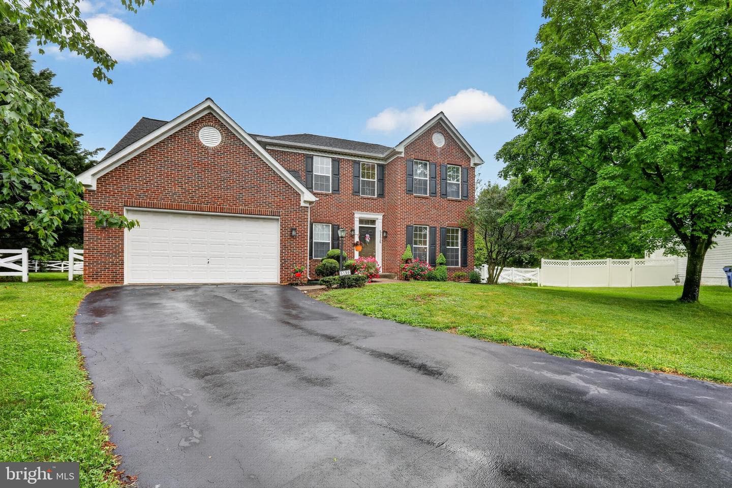 5136 Charlington Court photo 2
