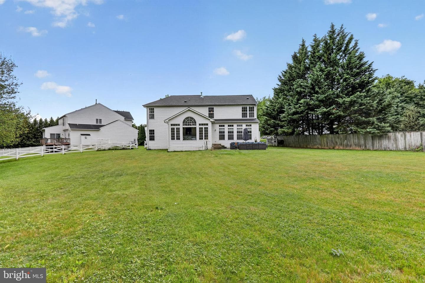 5136 Charlington Court photo 31