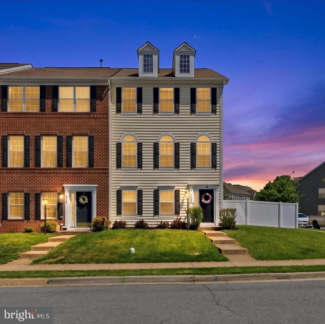 322 E Wainscot Drive
