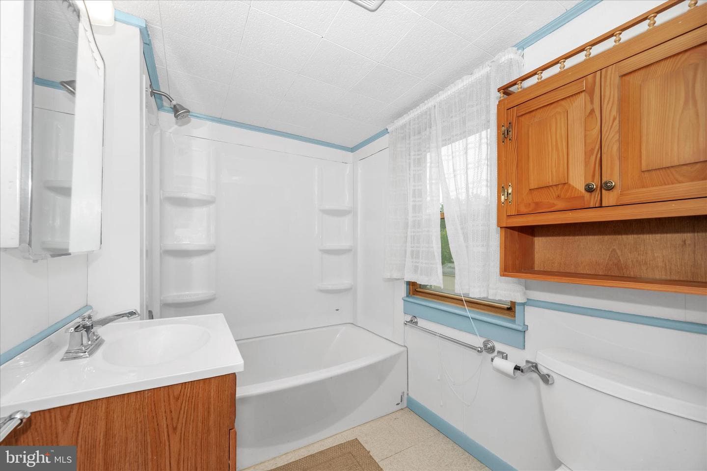 113 W Main Street photo 38