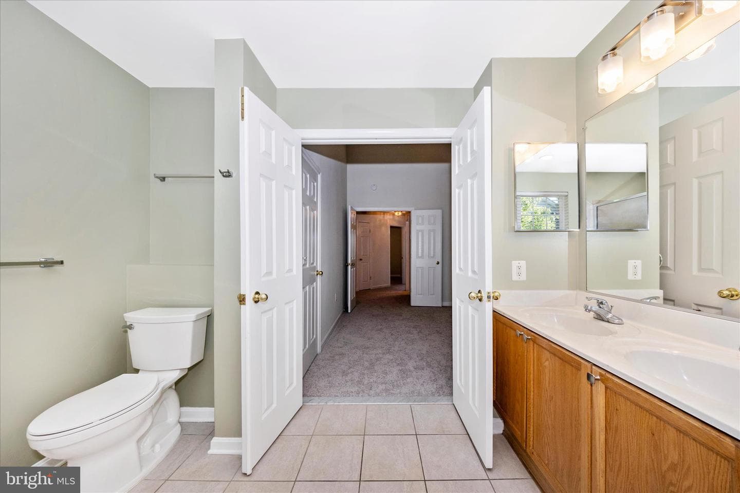 9410 Singleton Place photo 29