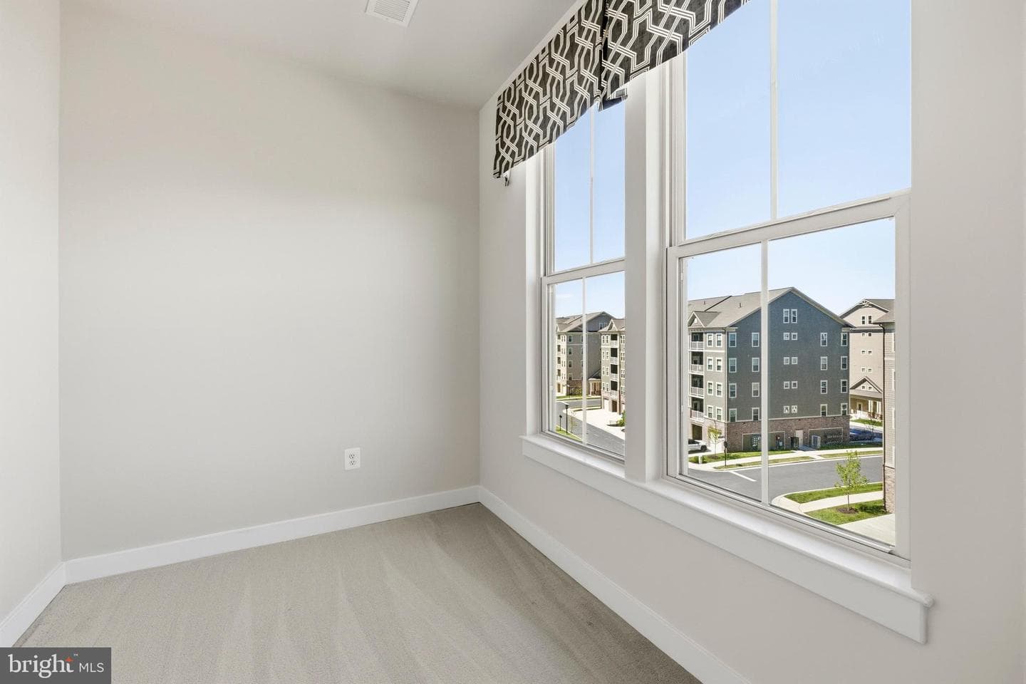 3411 Angelica #401 photo 20