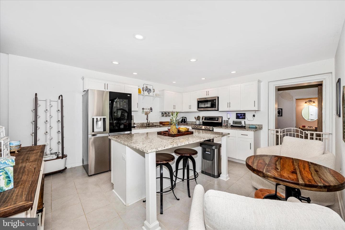 3823 Roundtree Road photo 11