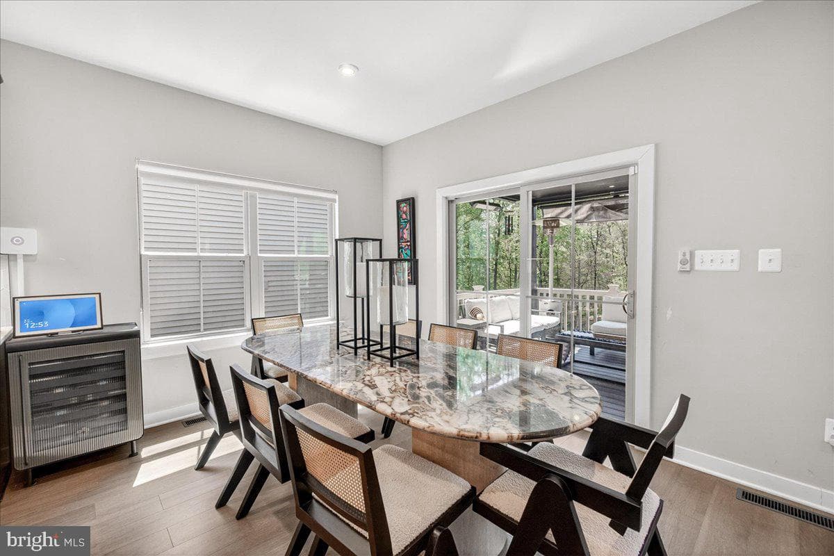 6915 Mandalong Way photo 28