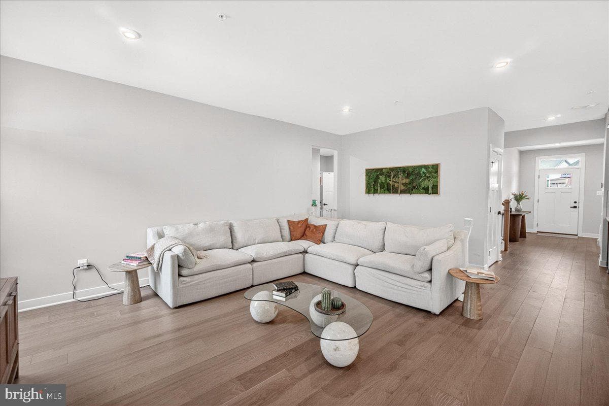 6915 Mandalong Way photo 30