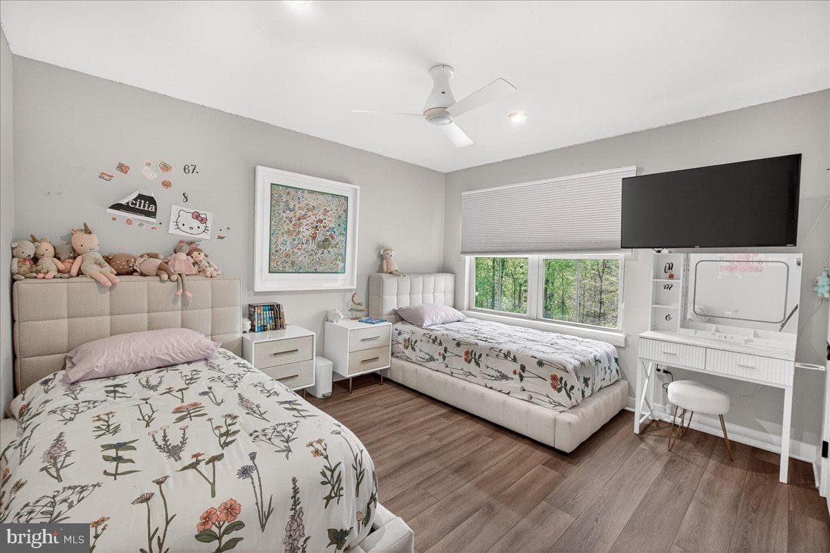 6915 Mandalong Way photo 41