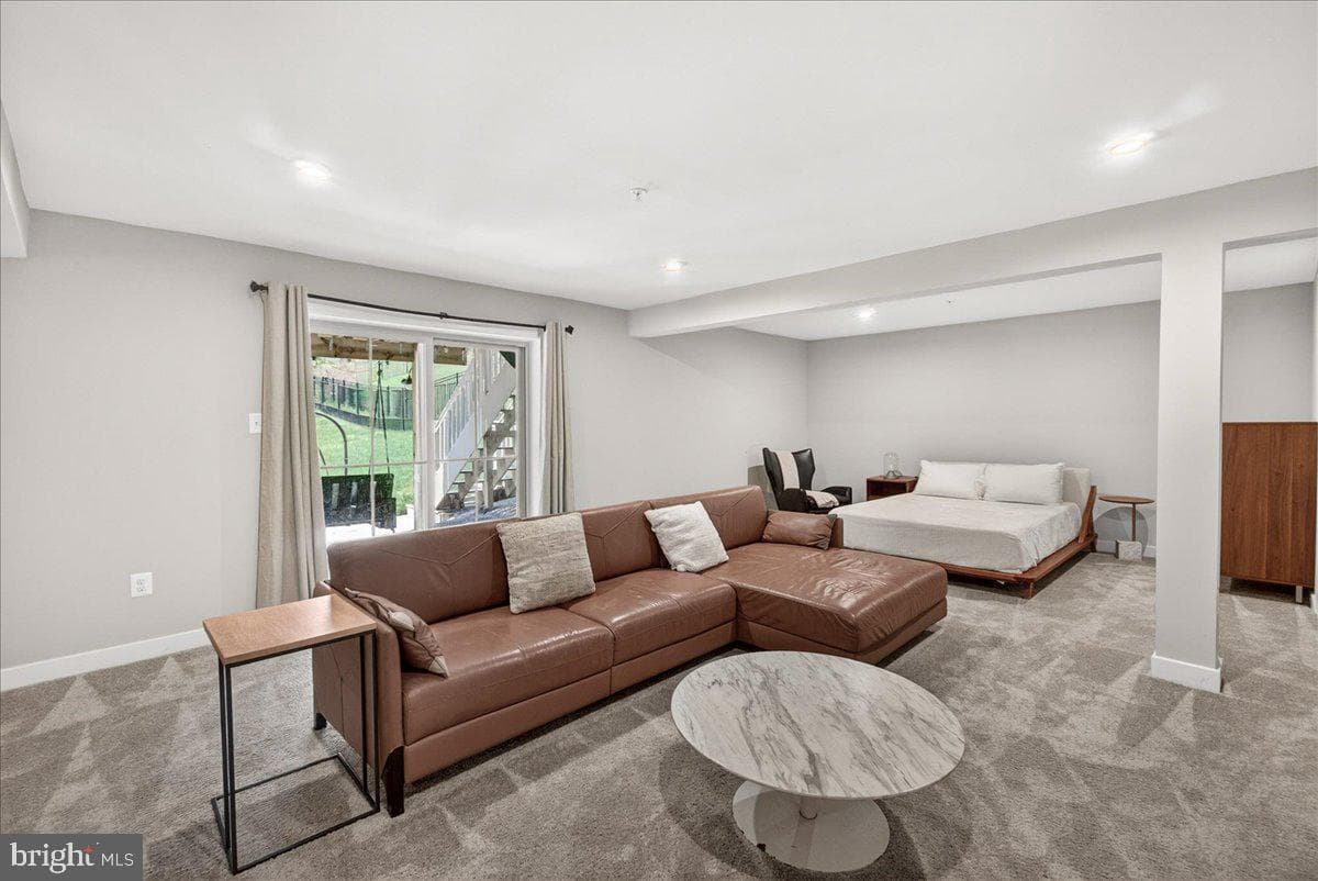 6915 Mandalong Way photo 55