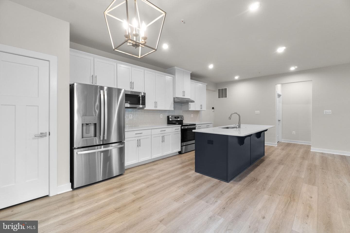 6967 Mandalong Way photo 14