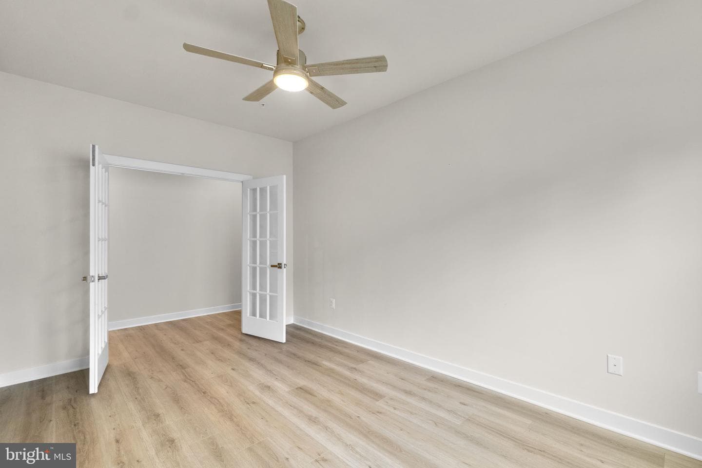 6967 Mandalong Way photo 23