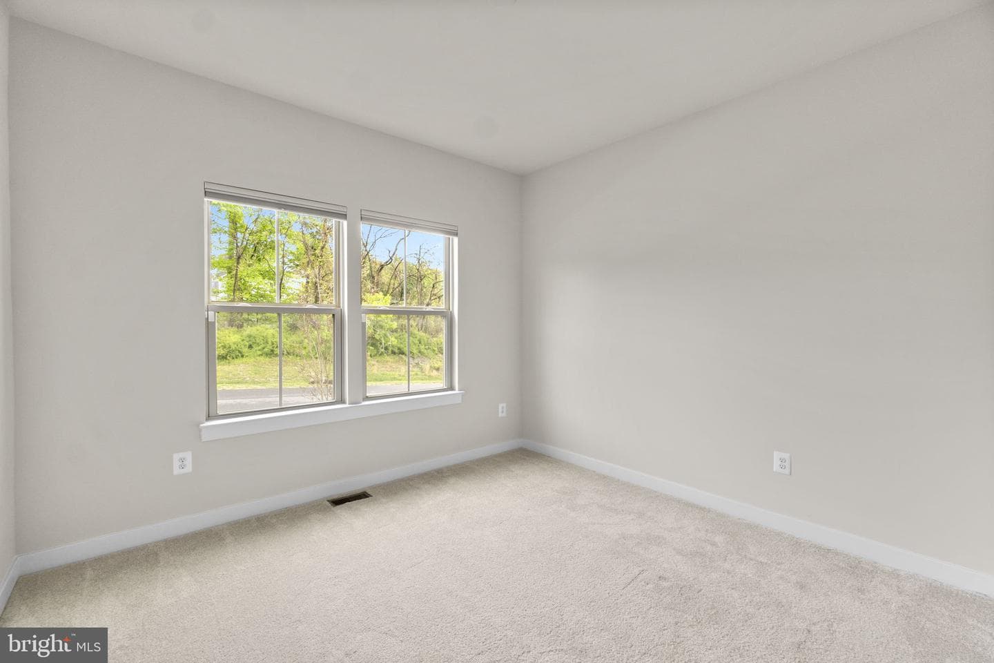 6967 Mandalong Way photo 26