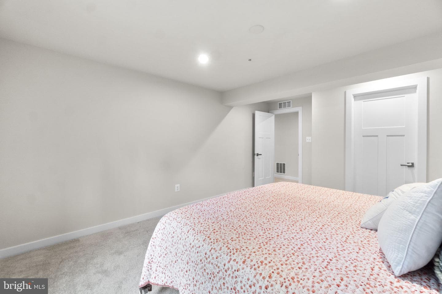 6967 Mandalong Way photo 35