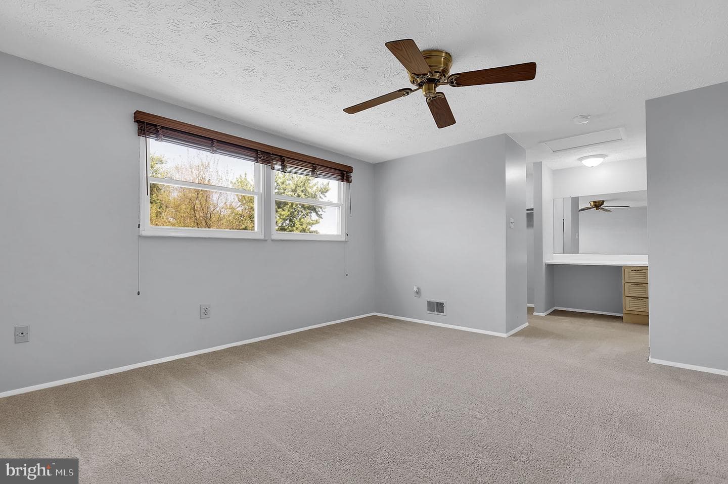 142 Fairfield Drive photo 19