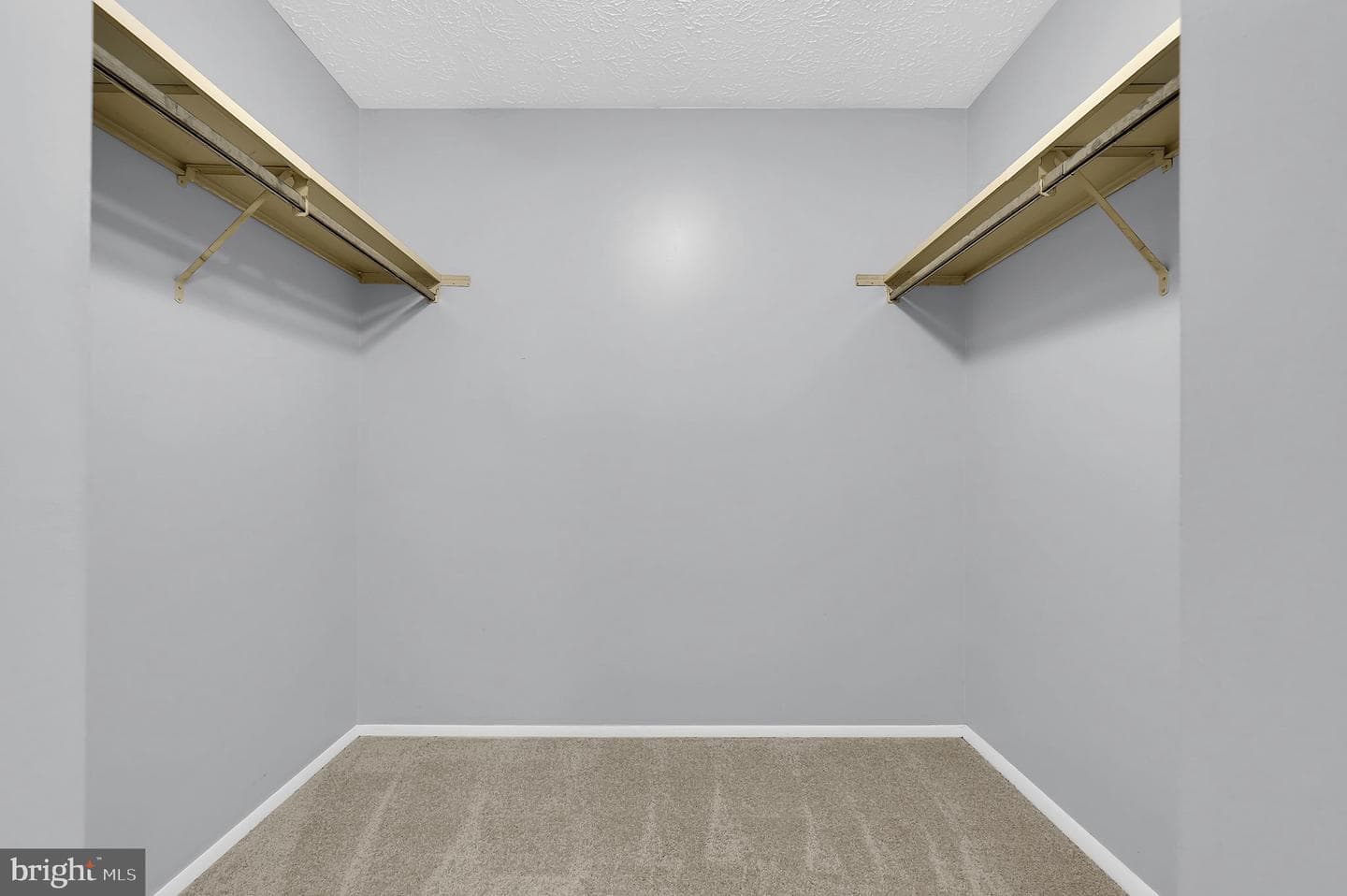 142 Fairfield Drive photo 23