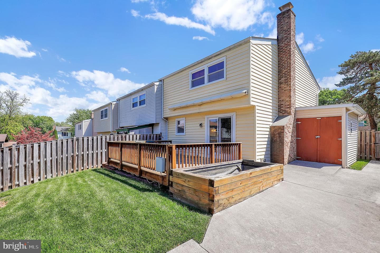 142 Fairfield Drive photo 43