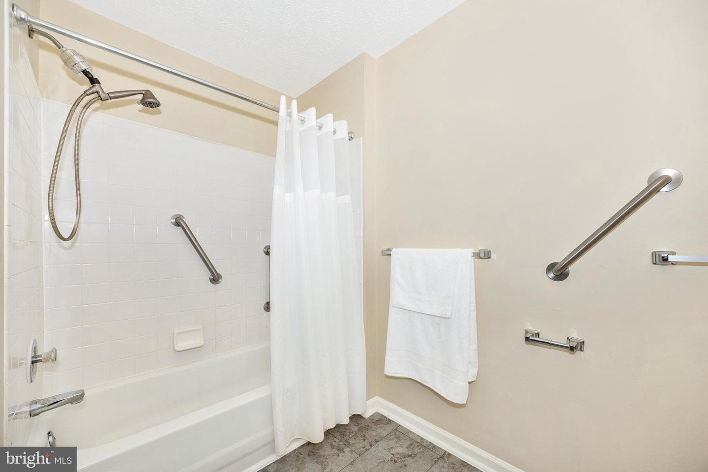 5601 Avonshire Place #b photo 29