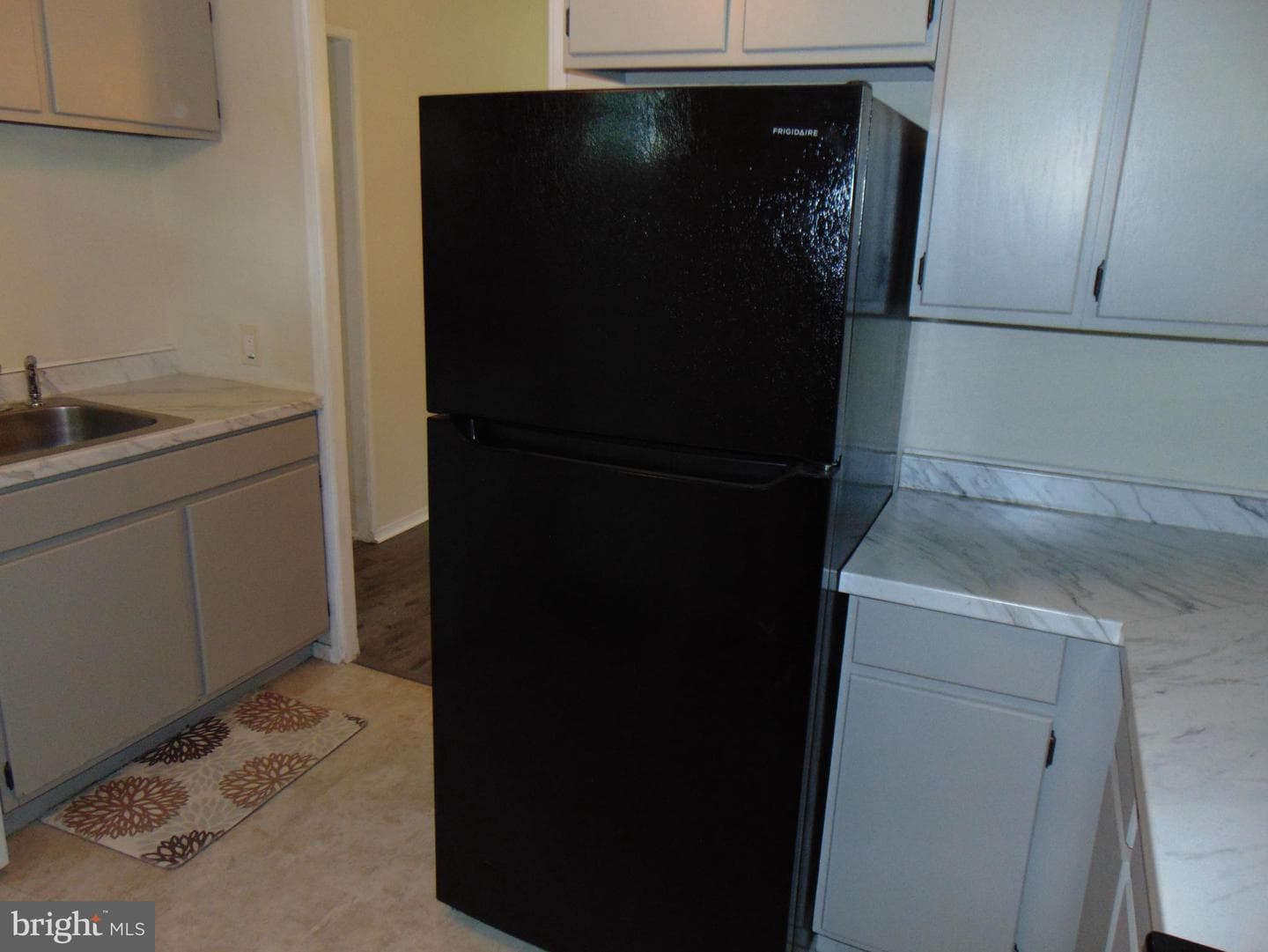 909 Oak Street photo 15