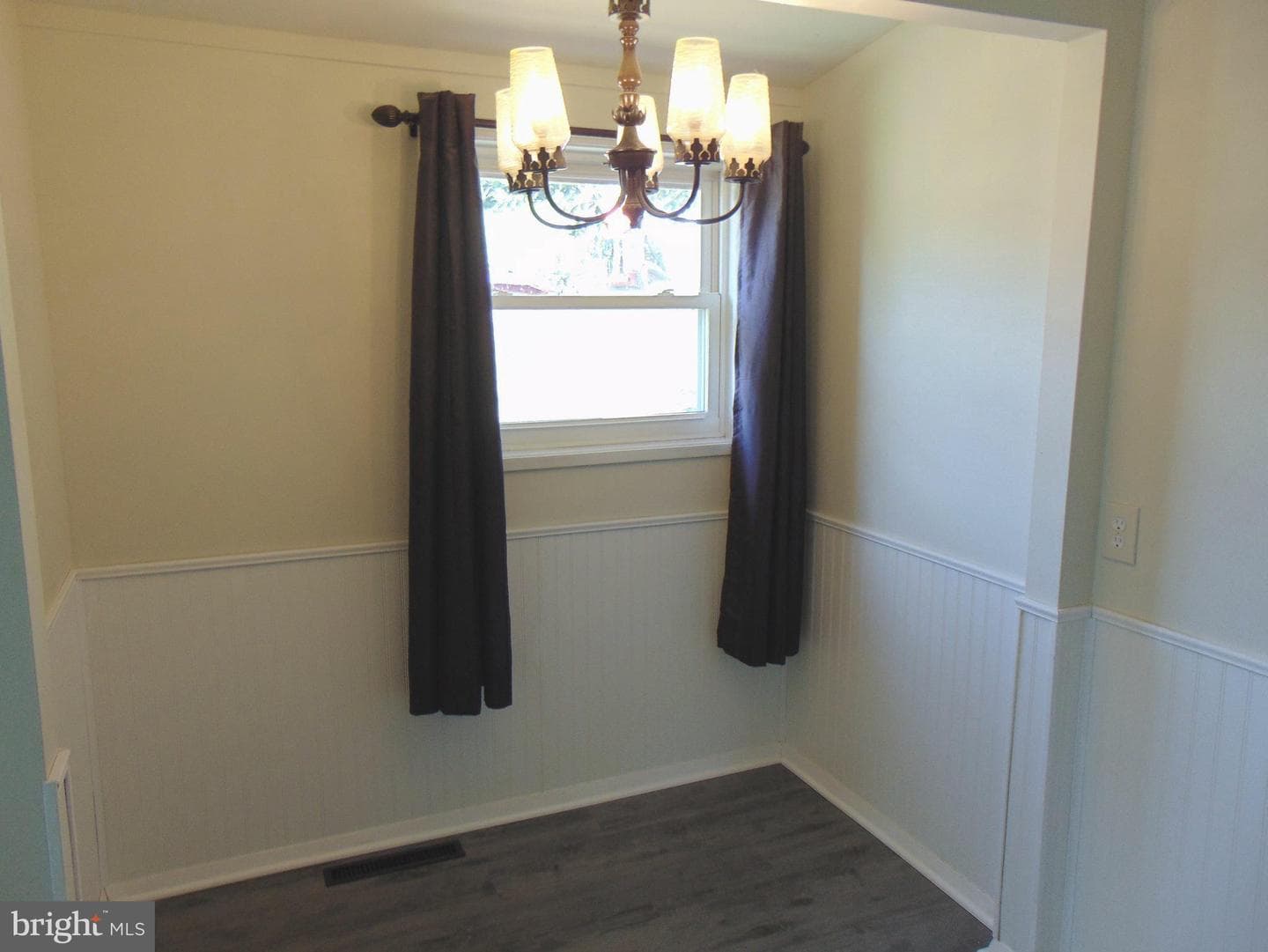 909 Oak Street photo 23