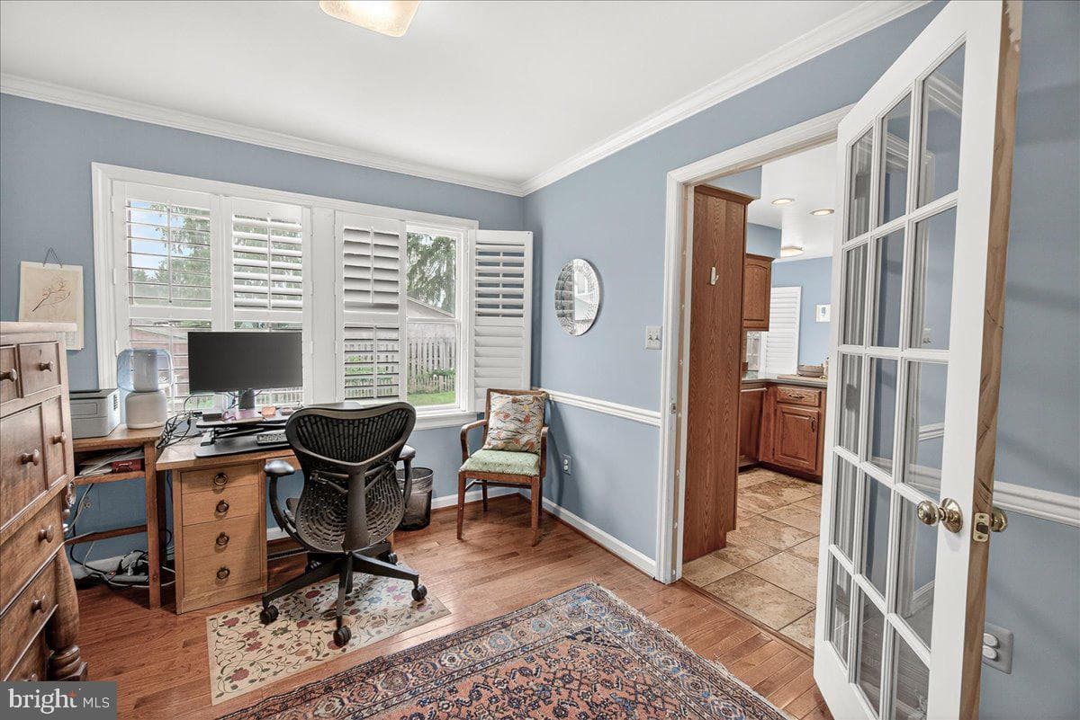 1600 Bolton Street photo 12