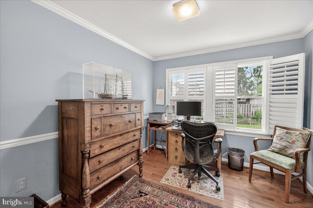 1600 Bolton Street photo 13