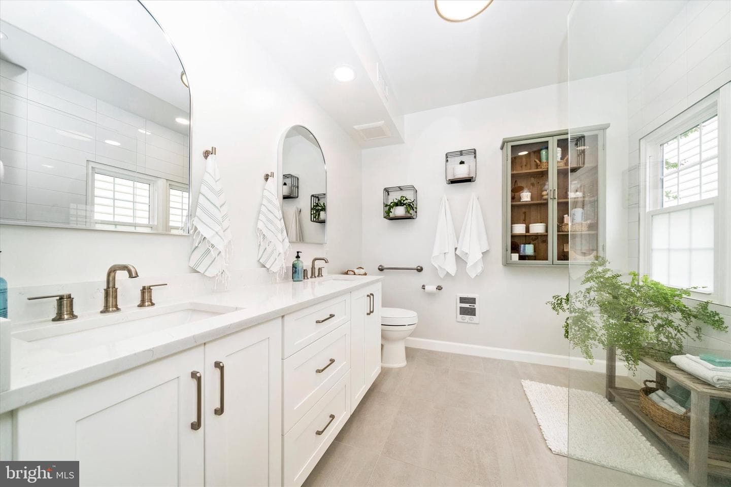 2447 Merchant Street photo 26