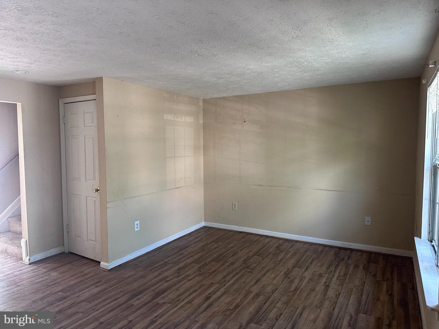 1488 Dockside Court photo 2