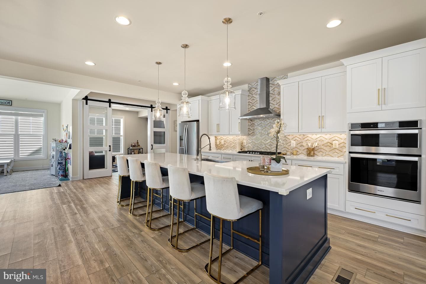 11063 Emerald Crown Drive photo 4