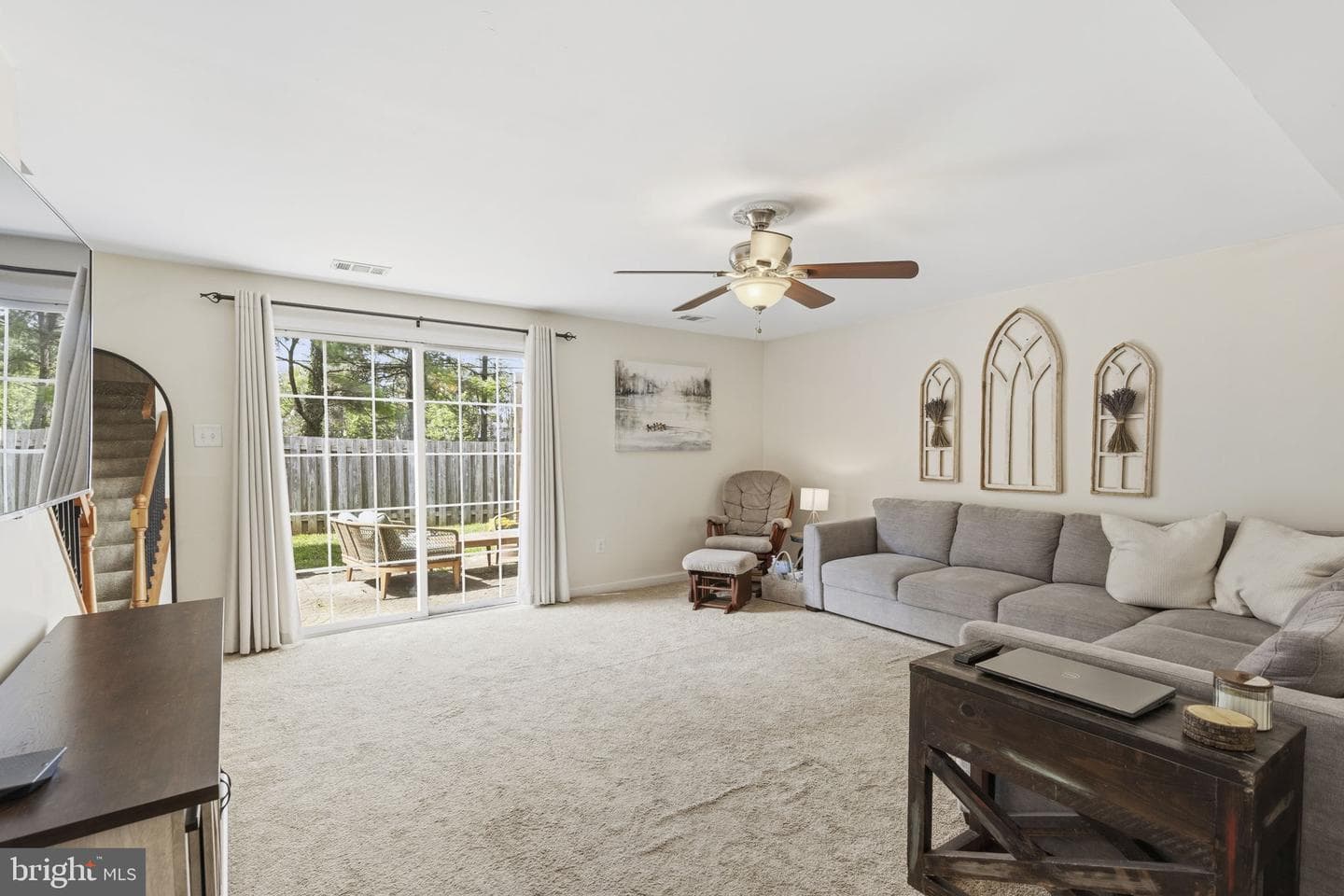 120 Savannah Court photo 4