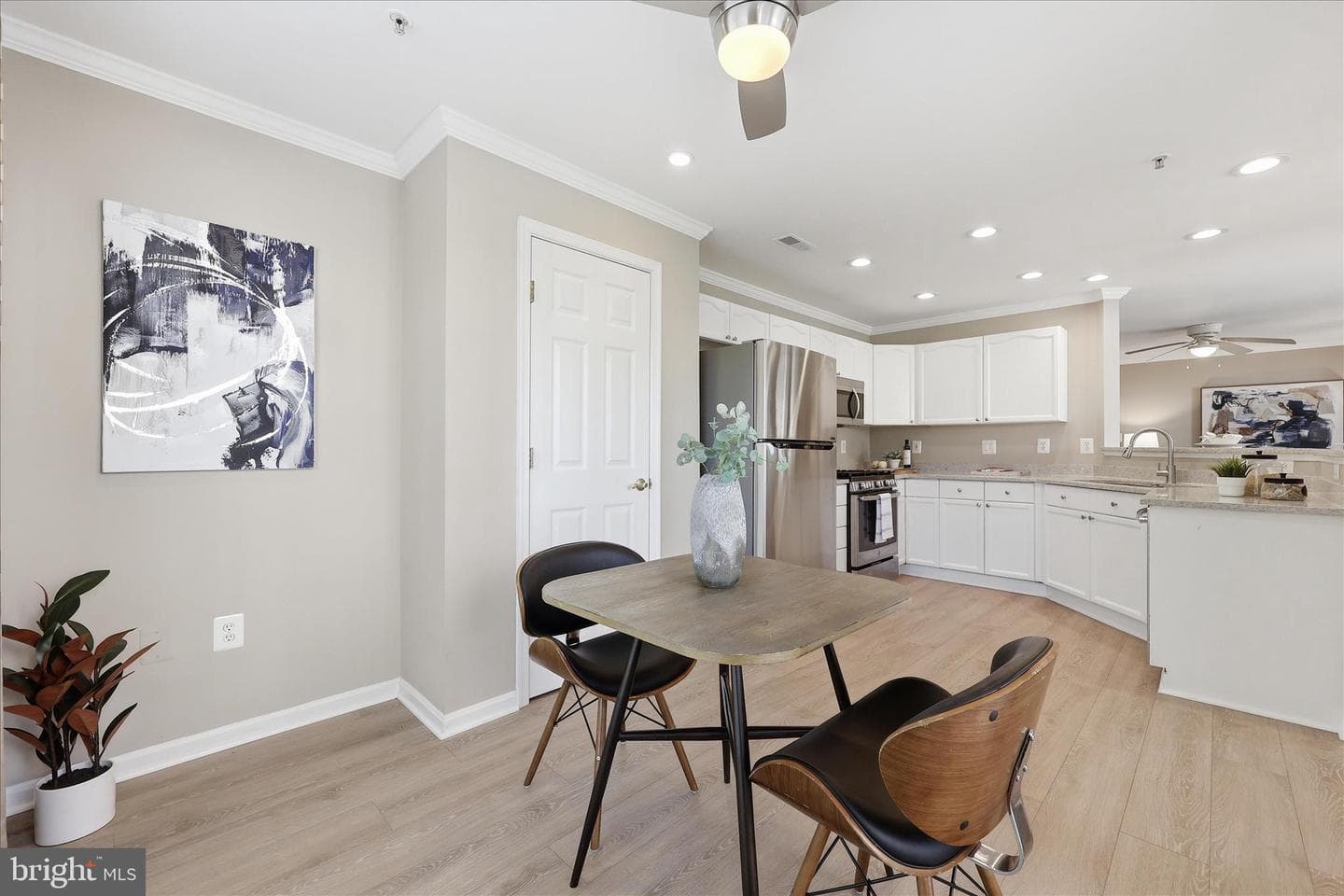 599 Cawley Drive #2a photo 22
