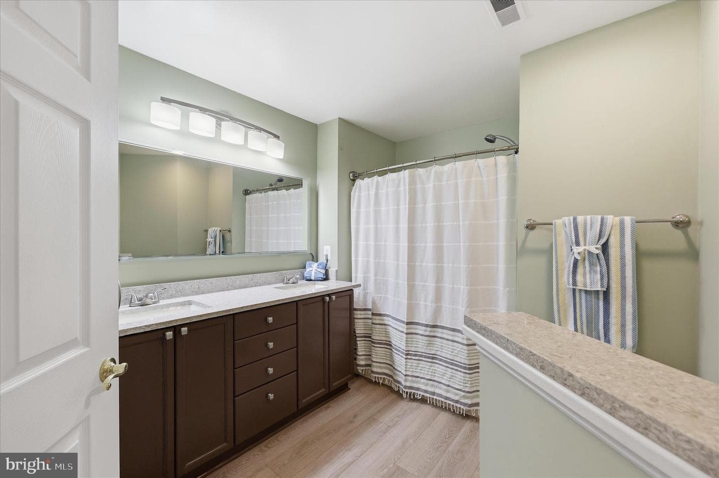 599 Cawley Drive #2a photo 25