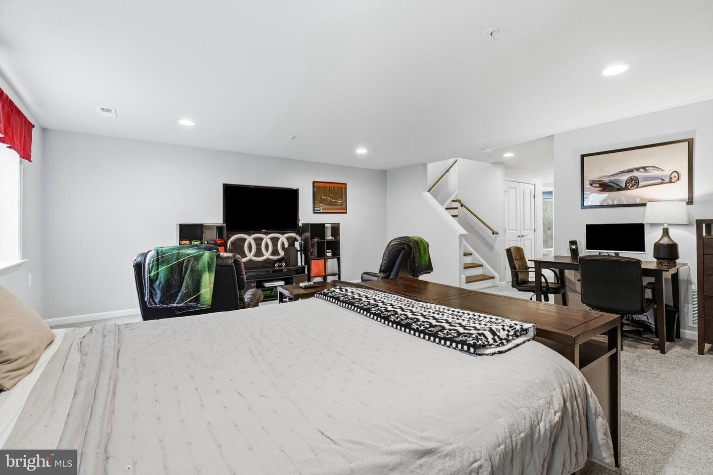 605 Blandwood Road photo 41