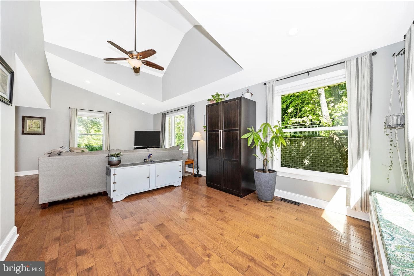 9401 Baltimore Road photo 3