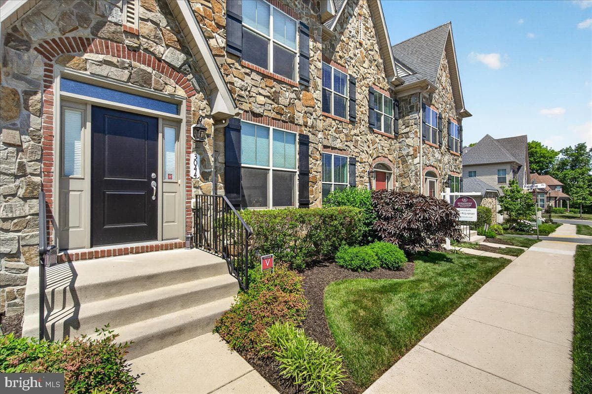3044 Palatine Drive, Frederick