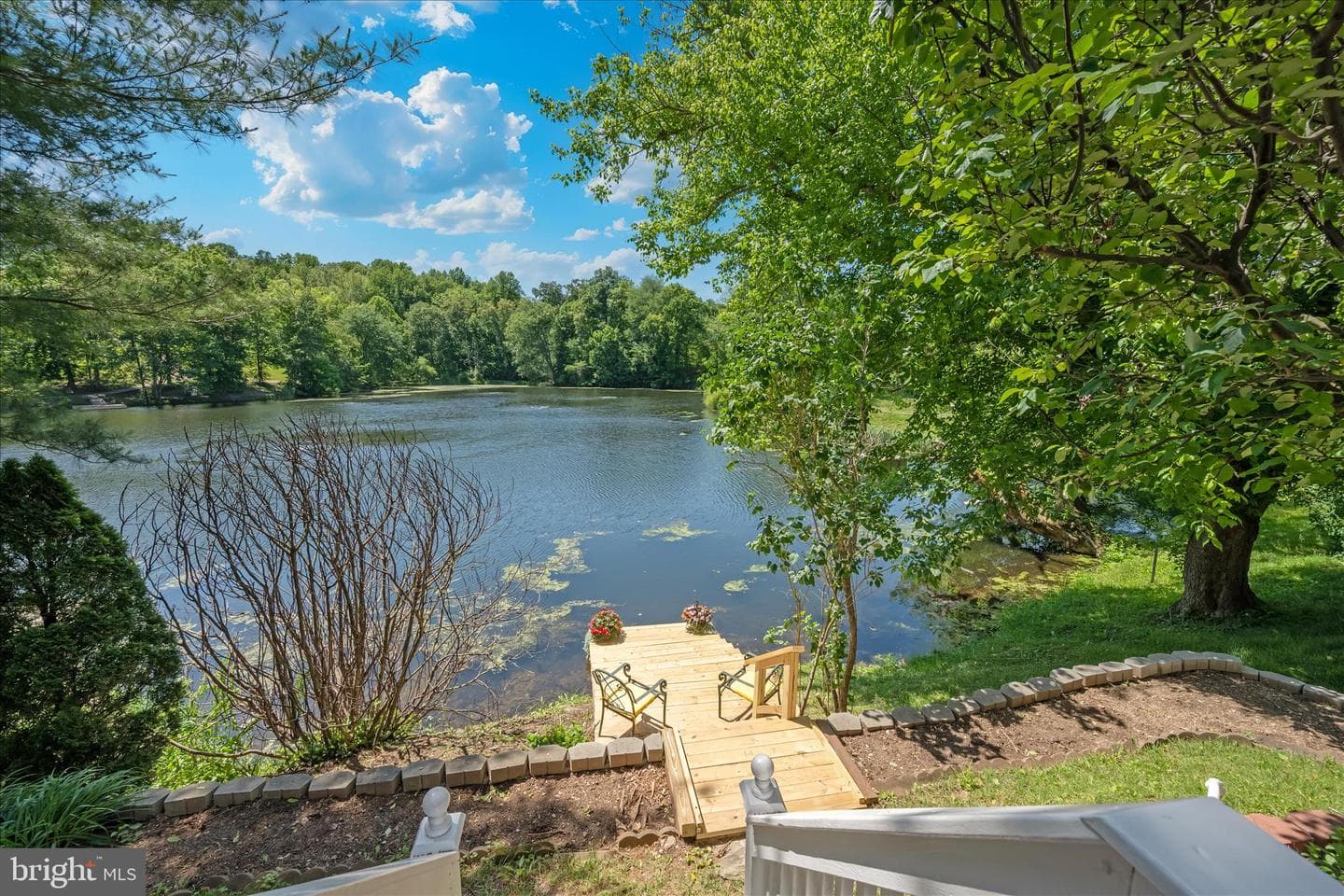 6594 Hemlock Point Road photo 14