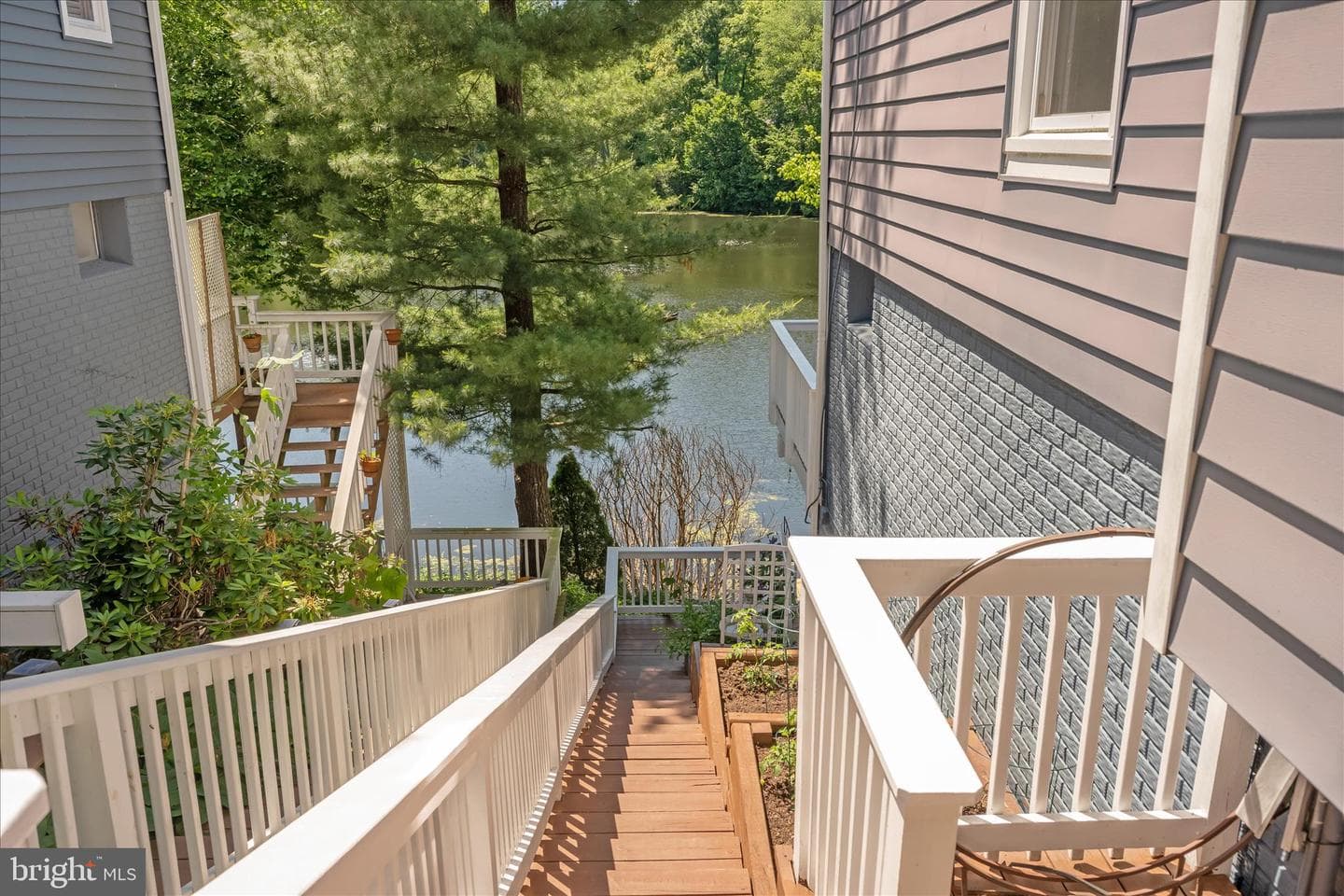 6594 Hemlock Point Road photo 87