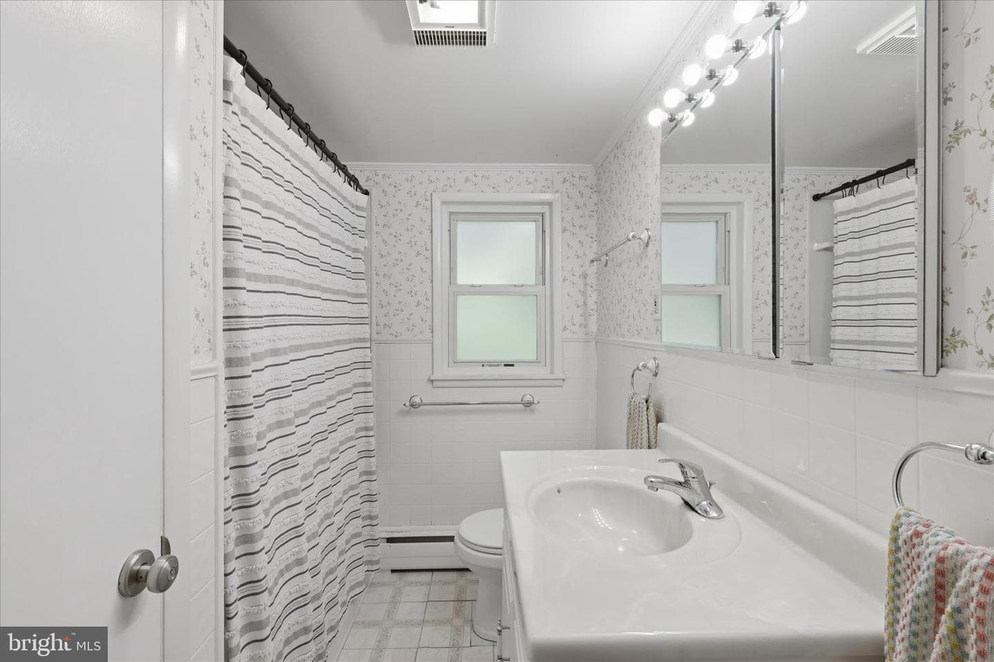 603 W B Street photo 18