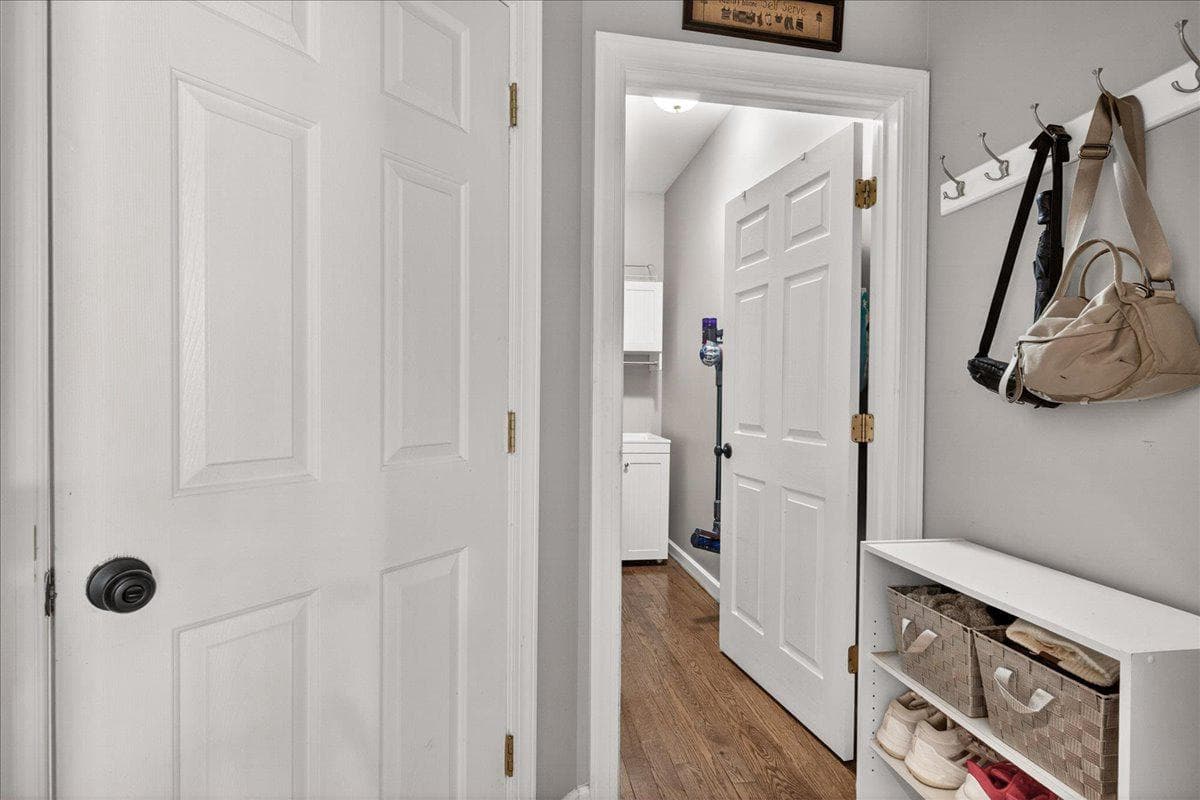 9710 Woodfield Court photo 41