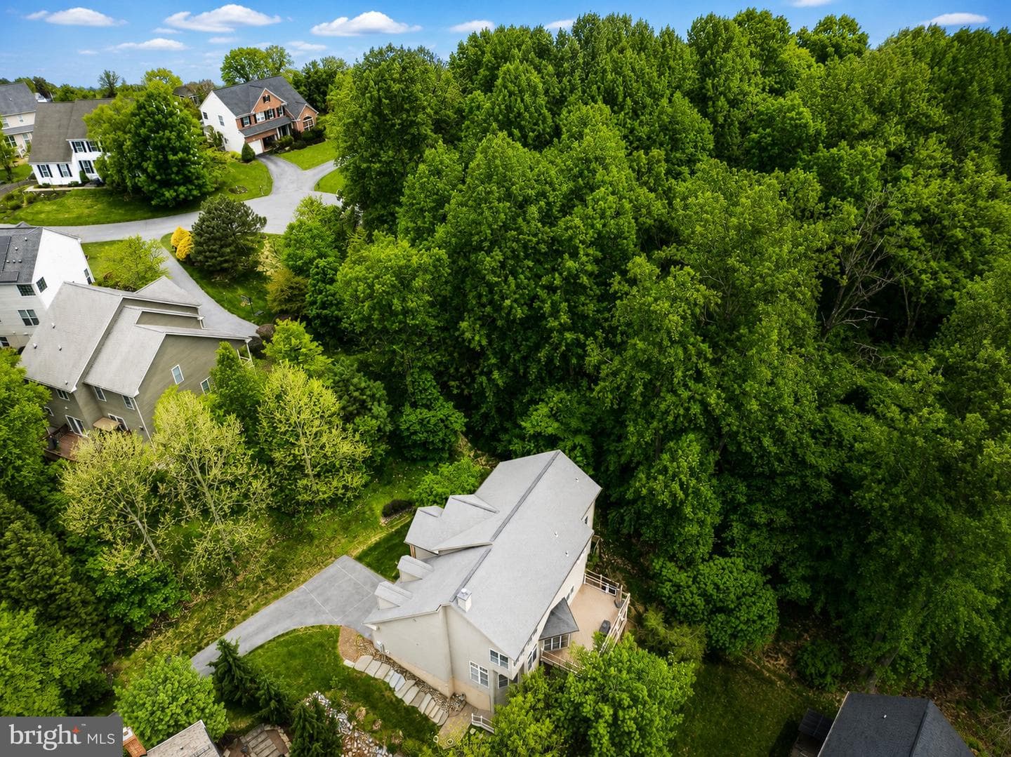 9710 Woodfield Court photo 68