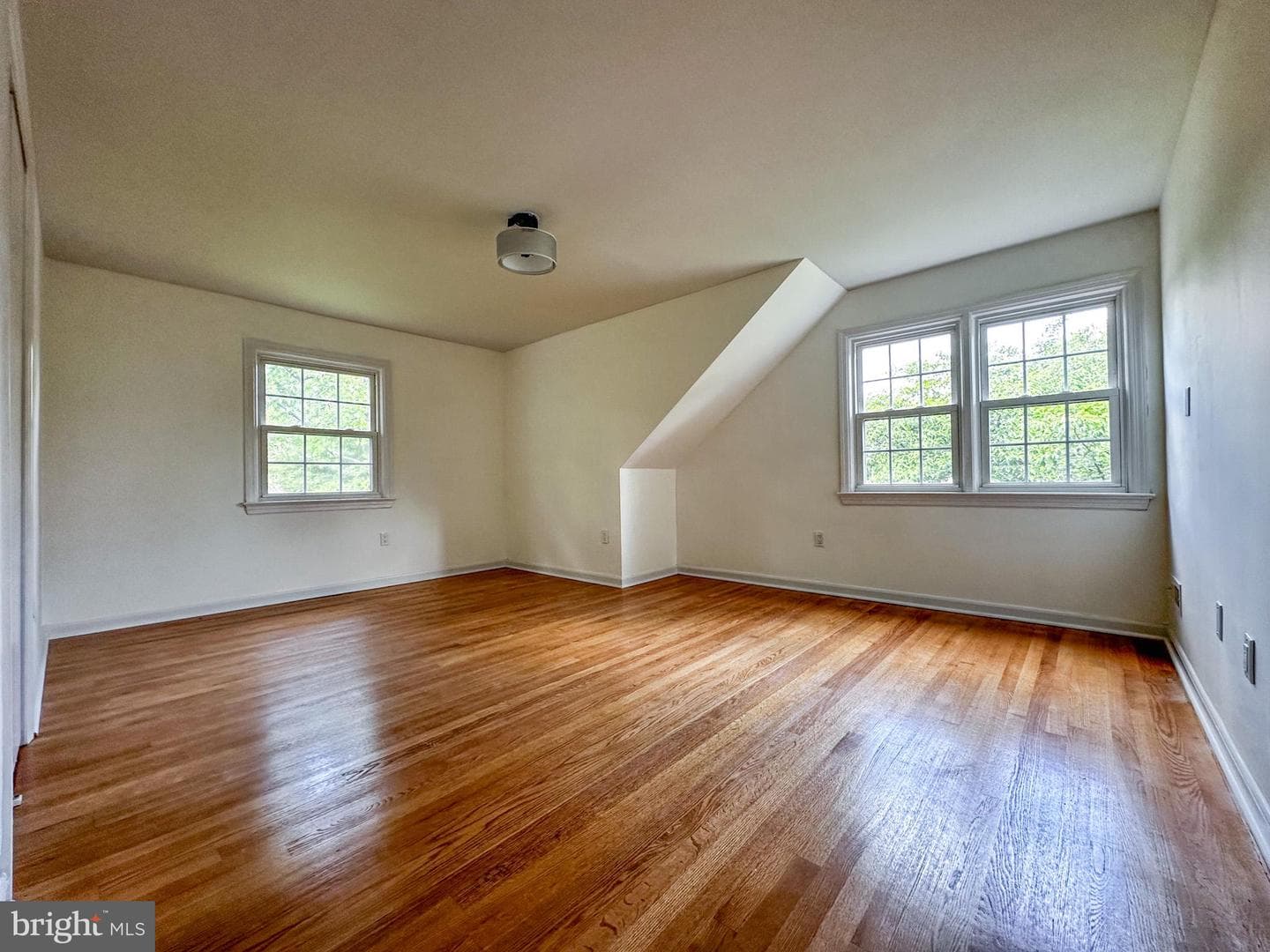 6783 Sunnybrook Drive photo 24