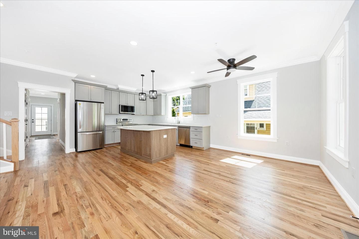 109 W 13th Street photo 11