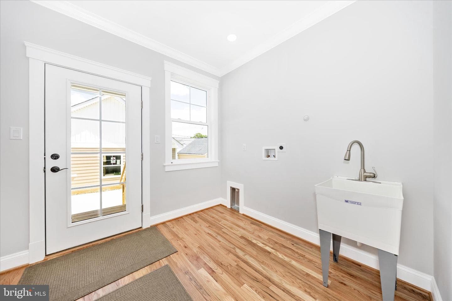 109 W 13th Street photo 25