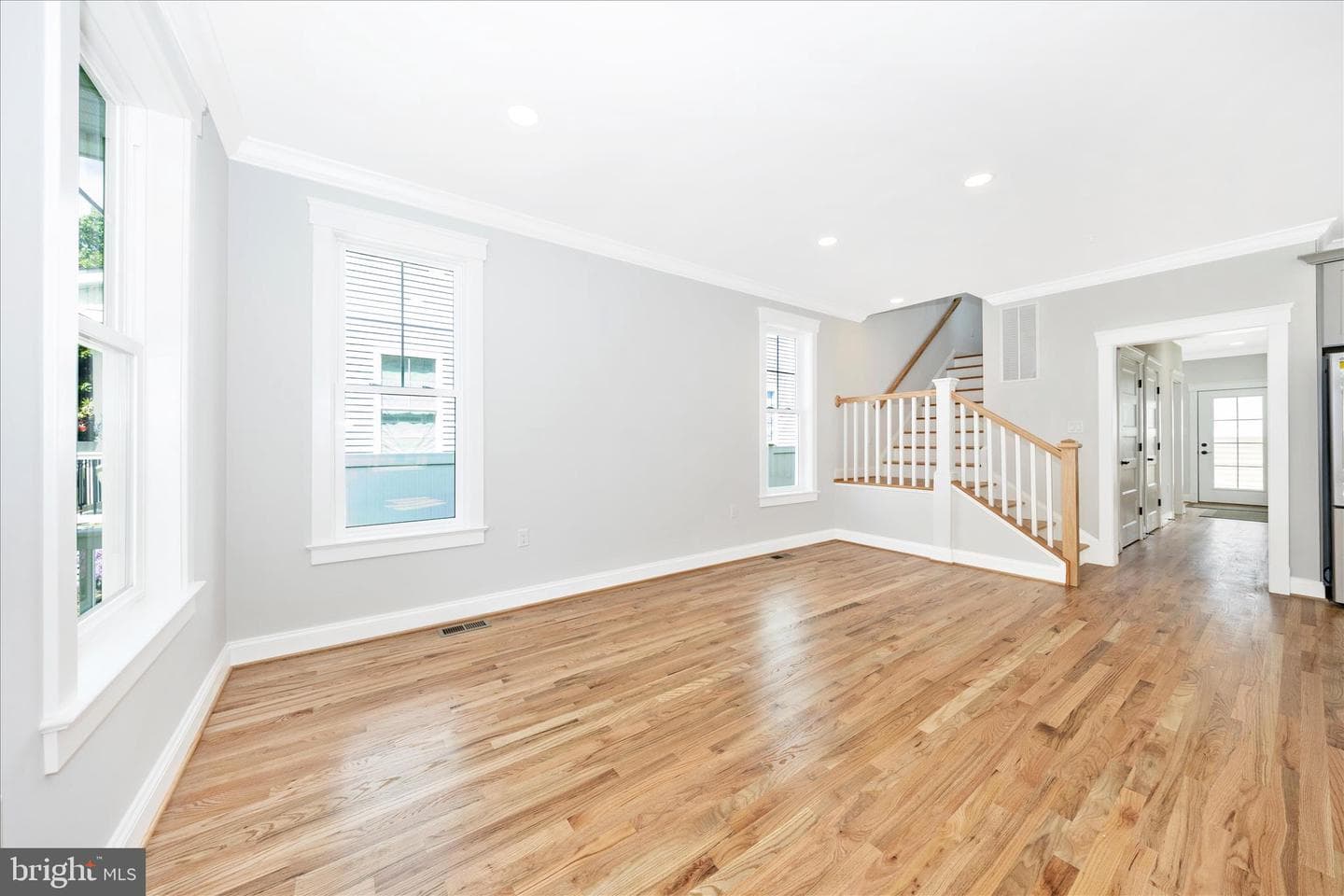 109 W 13th Street photo 9