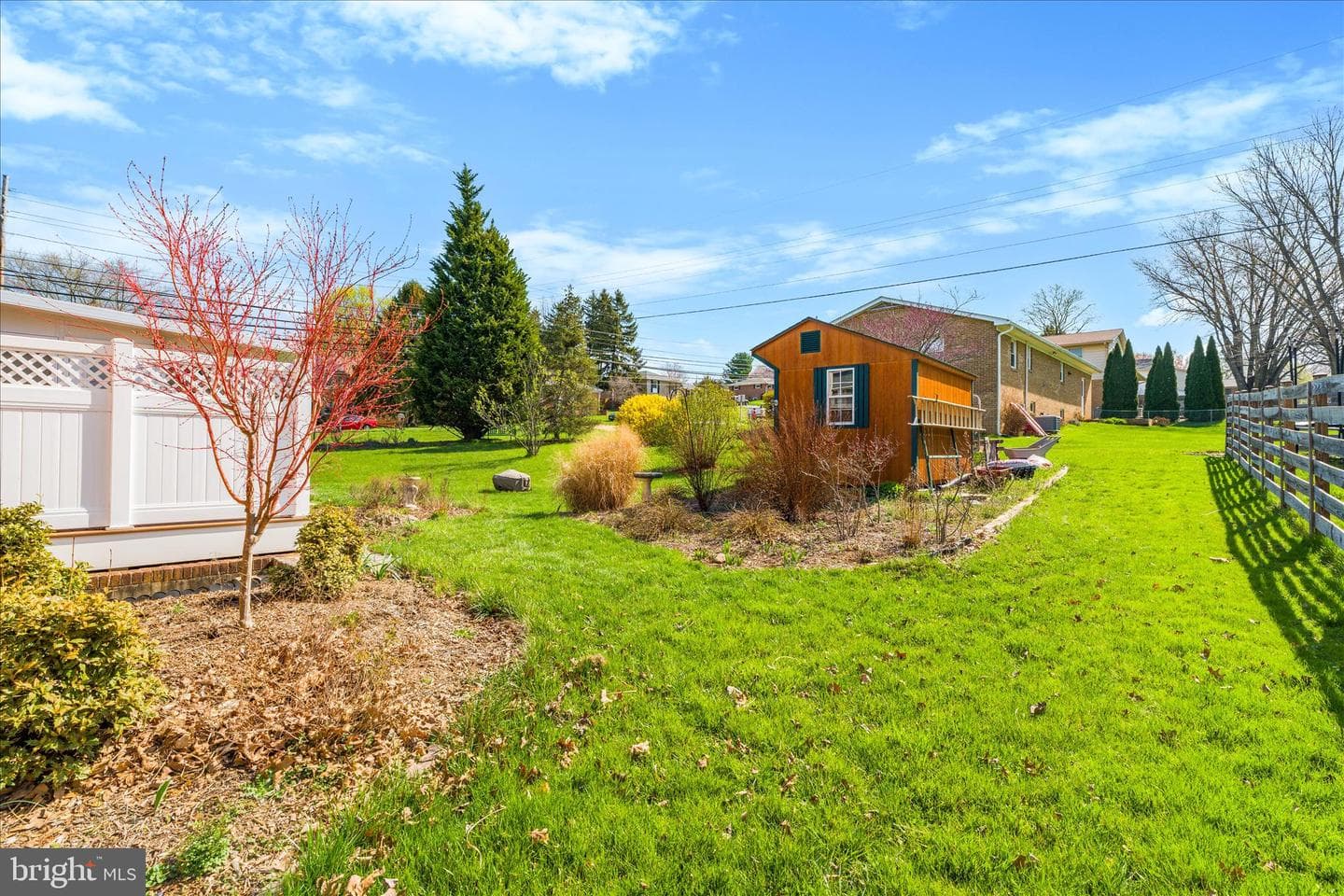 2 Lombardy Drive photo 39