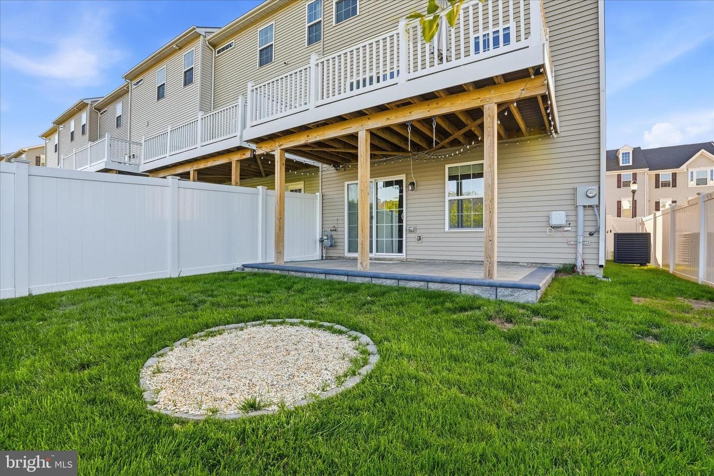 312 Pemberton Park Lane photo 38