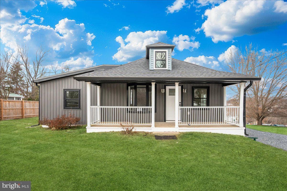 9932 Kelly Road